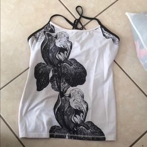 Lululemon top!